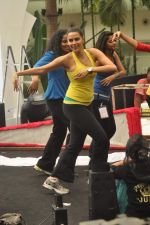 Neha Dhupia practice for Sahara Star Seduction in Sahara Star on 30th Dec 2011 (61).JPG
